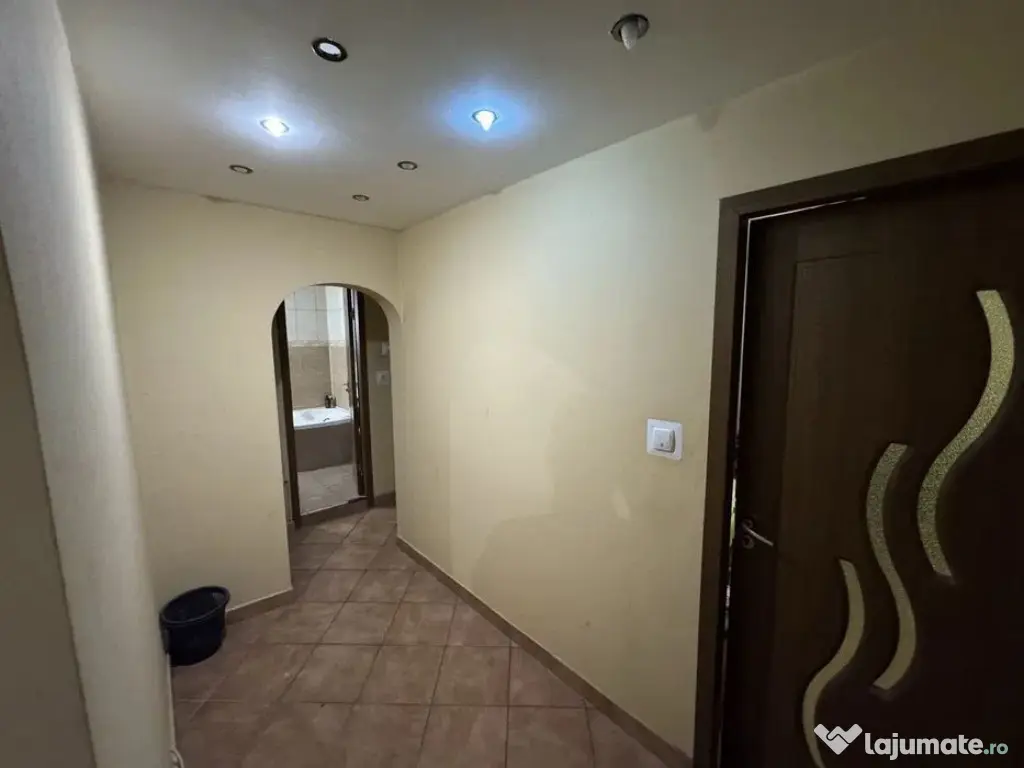 Rahova-Barca | 4 camere | 96mp | dec | et 8 | 115.000 euro 