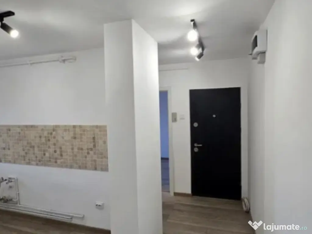 Apartament 2 camere, decomandat - zona Sacele 