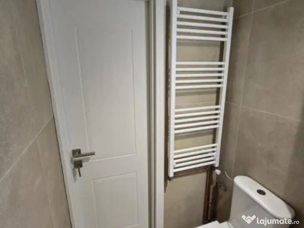 Apartament 2 camere, decomandat - zona Sacele 