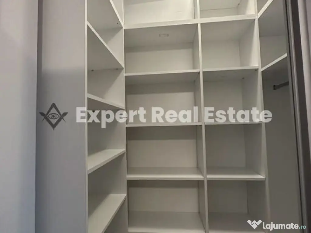 Studio Modern-OTOPENI CENTRAL-LOC DE PARCARE INCLUS 