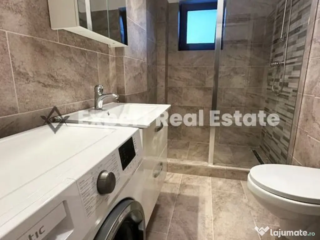 Studio Modern-OTOPENI CENTRAL-LOC DE PARCARE INCLUS 