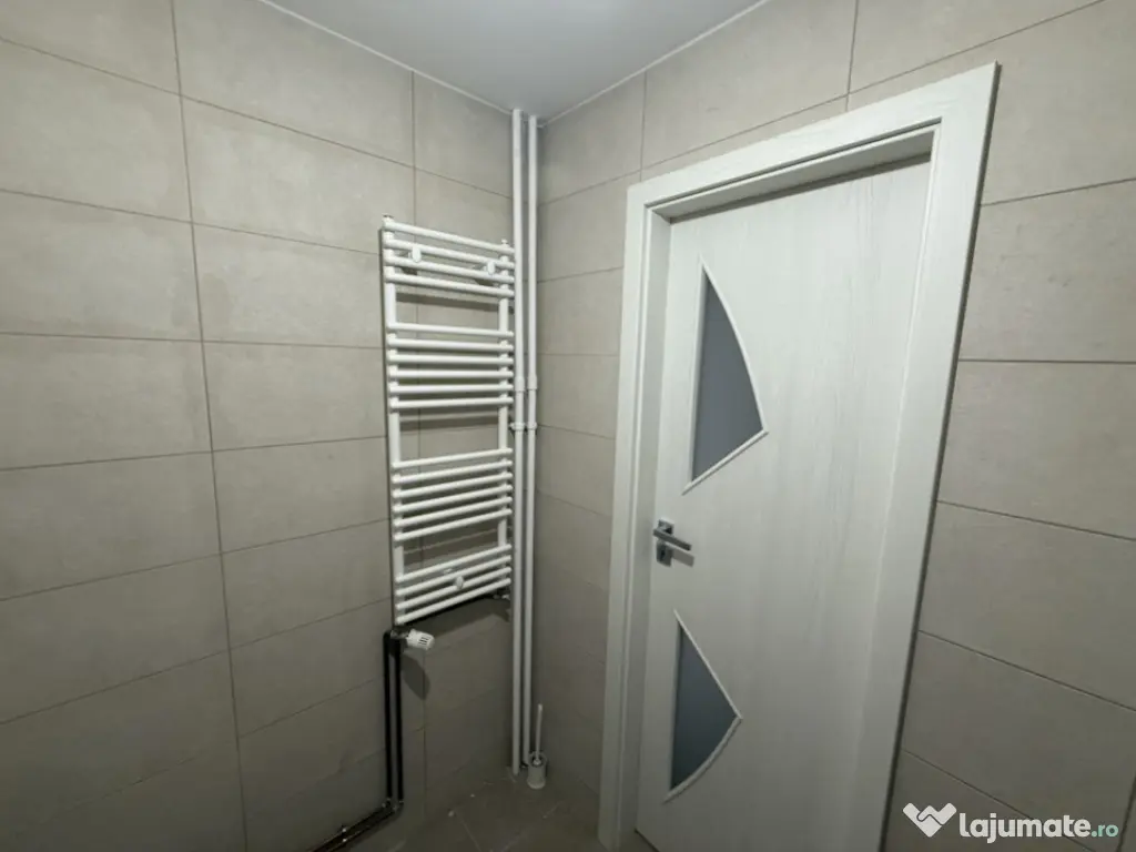 3 Camere I Bloc anvelopat I Complet renovat I Metrou 5 minut 