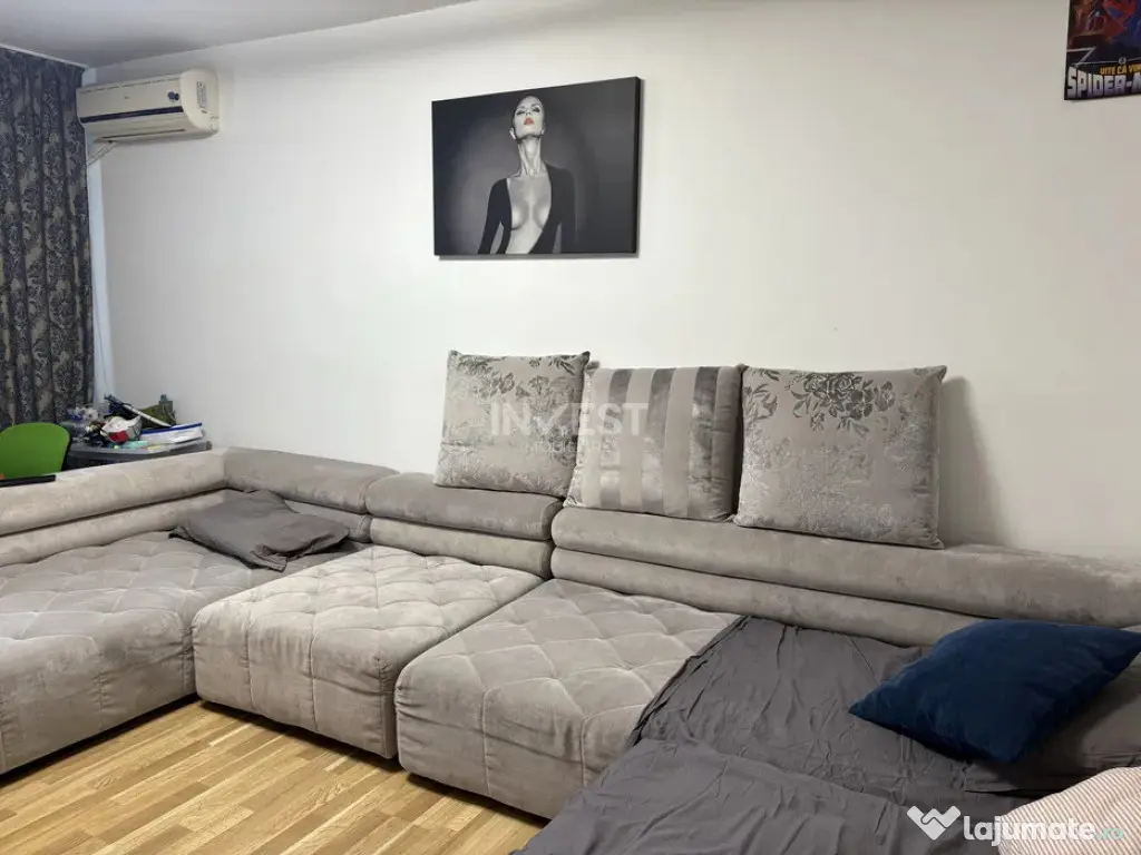 Apartament 2 camere, decomandat, Nicolina, etaj intermediar 