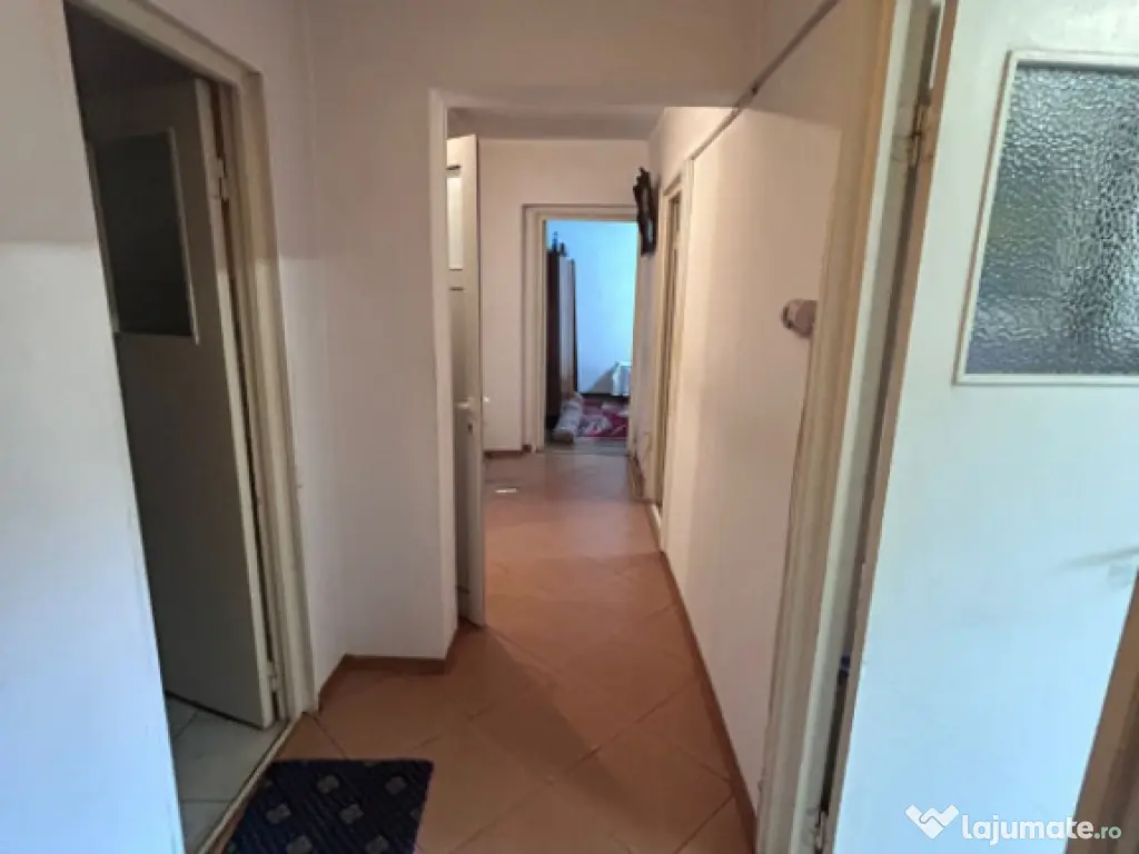 Apartament 3 camere confort 1 decomandat, Zona Obor. 