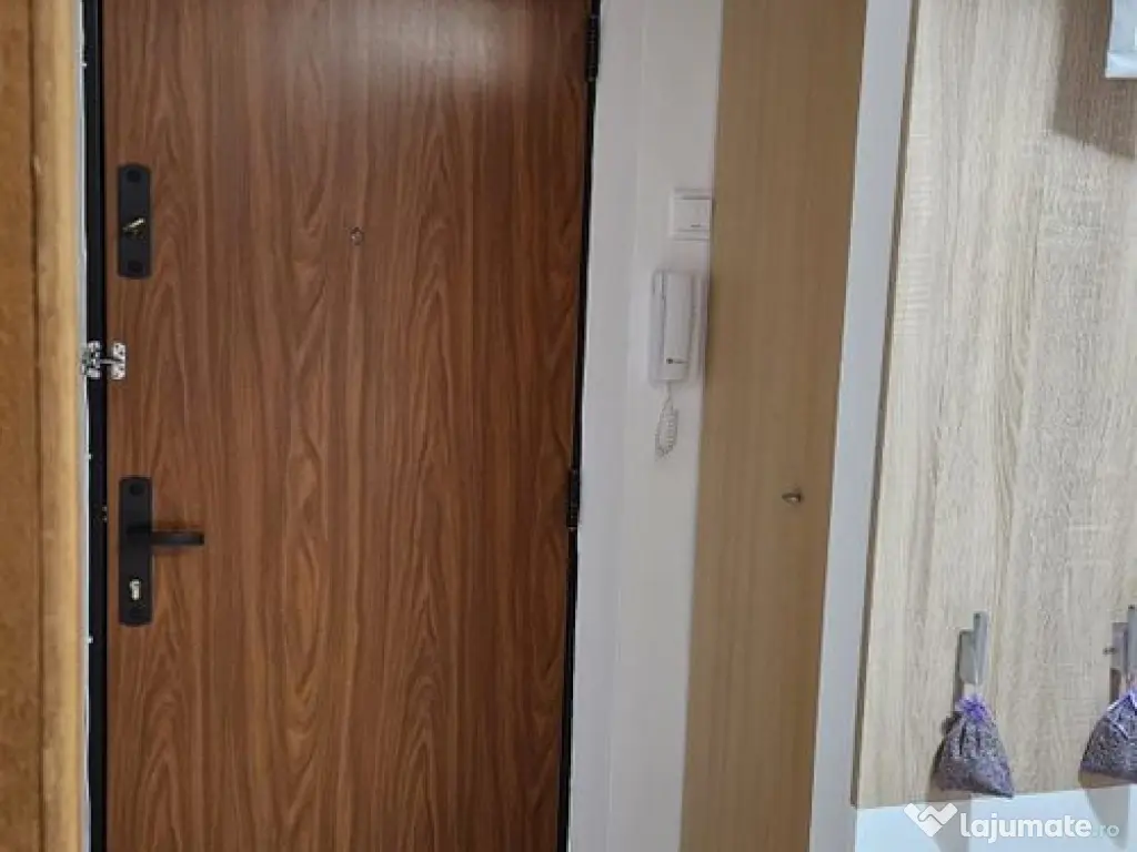 2cam.dec. mob-util cf. foto/5min metrou Pta Sudului - mut... 