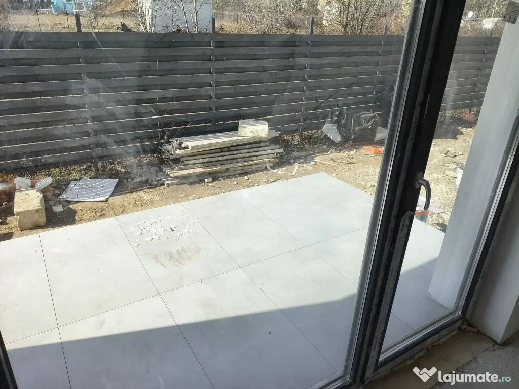 Vila insir. 4cam,3bai + 1-2-3 parcari/centru Popesti Leor... 