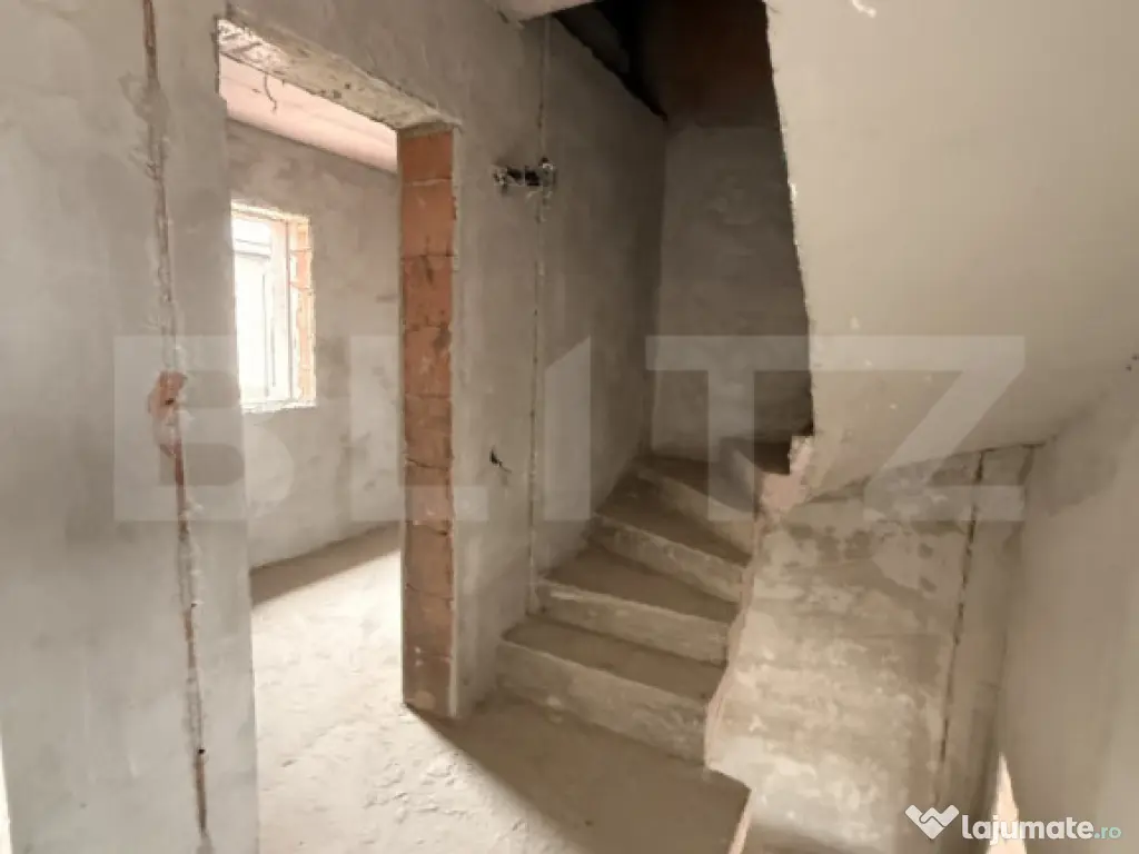 Casă modernă in Ploiesti + curtea + 2 locuri de parcare. 