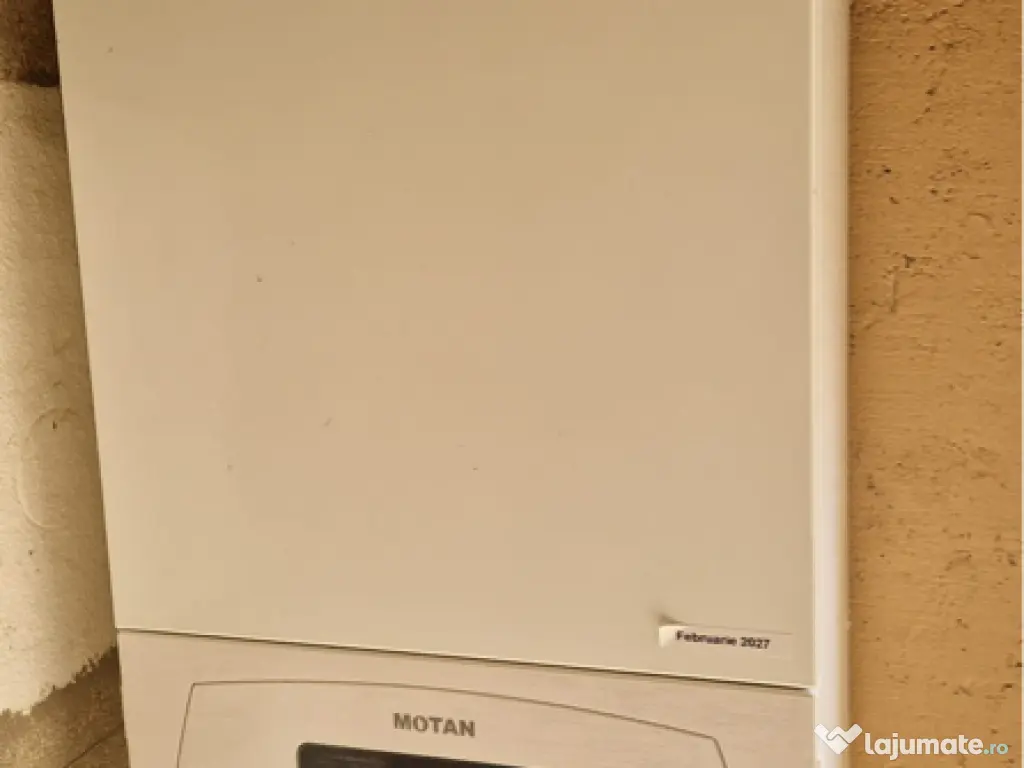 Vând centrală termică pe gaz în stare foarte bună. 