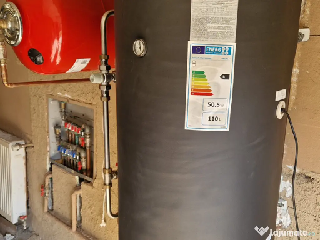 Vând centrală termică pe gaz în stare foarte bună. 