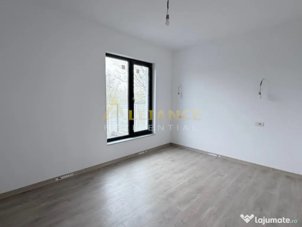 Casa Individuala - 3 camere - 1 baie - 250mp teren 