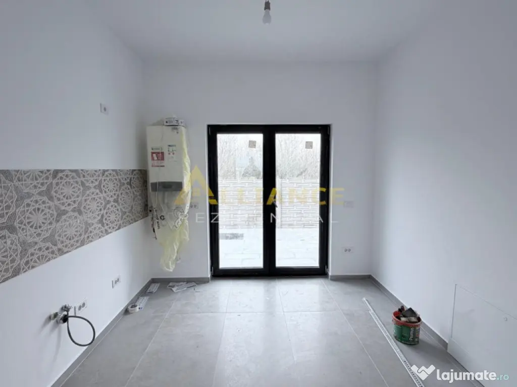 Casa Individuala - 3 camere - 1 baie - 250mp teren 