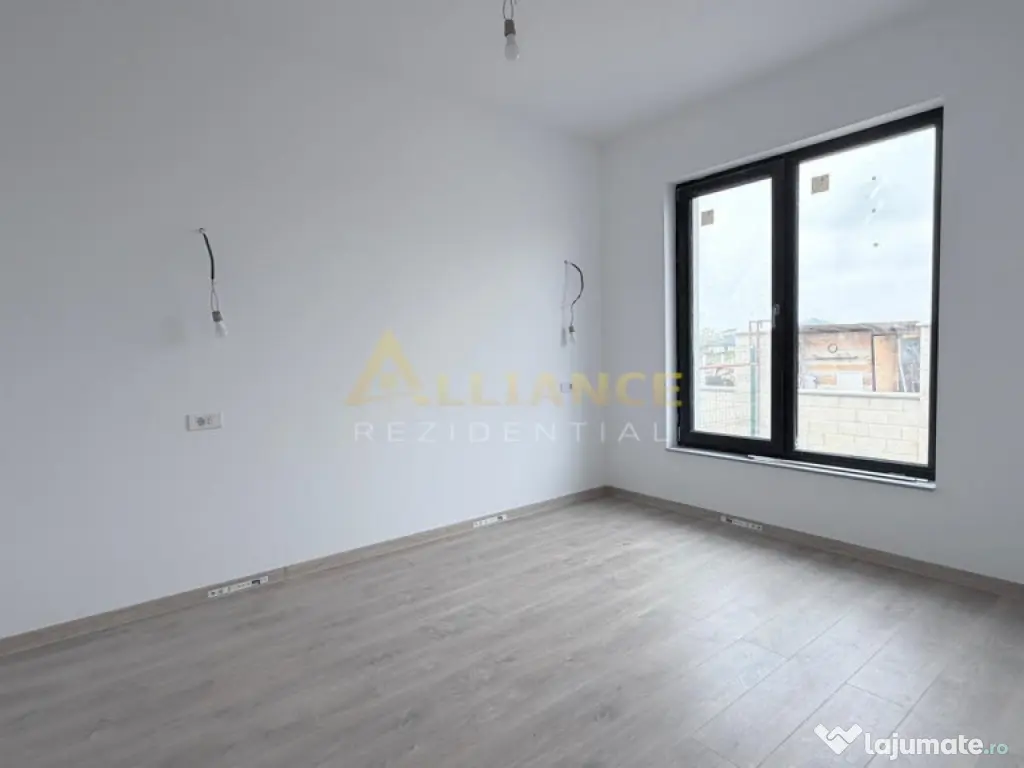 Casa Individuala - 3 camere - 1 baie - 250mp teren 