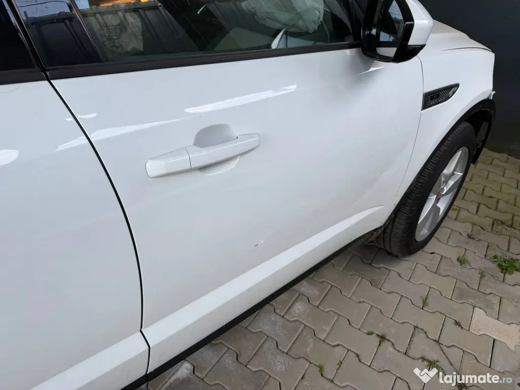 Jaguar E-Pace 2020 / 2021 – 30.000 km - avariat fata