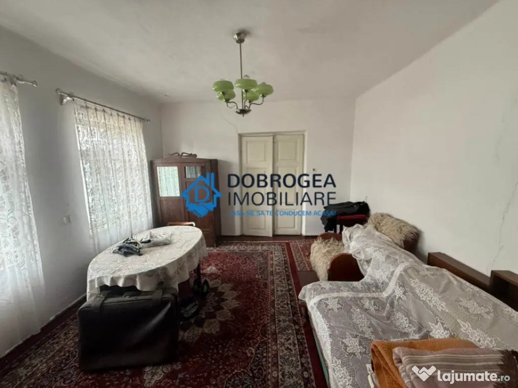 Zona centrala - Casa batraneasca, teren 690 mp 