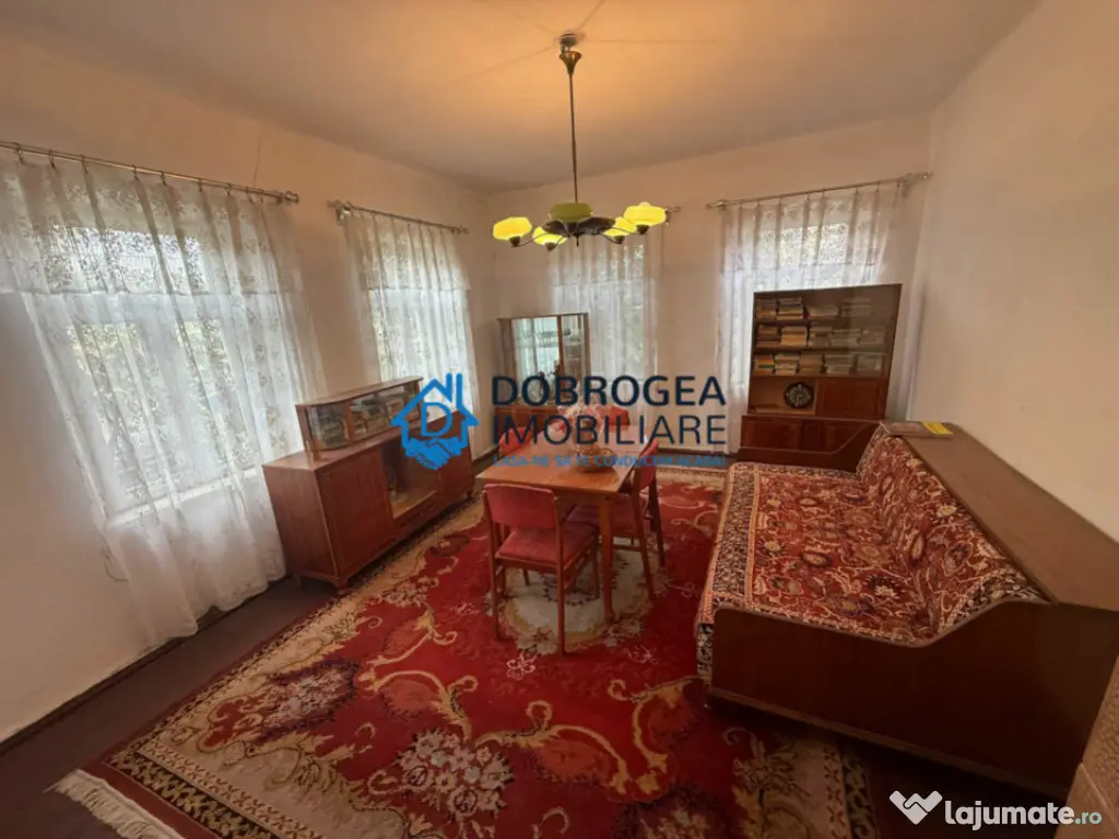 Zona centrala - Casa batraneasca, teren 690 mp 
