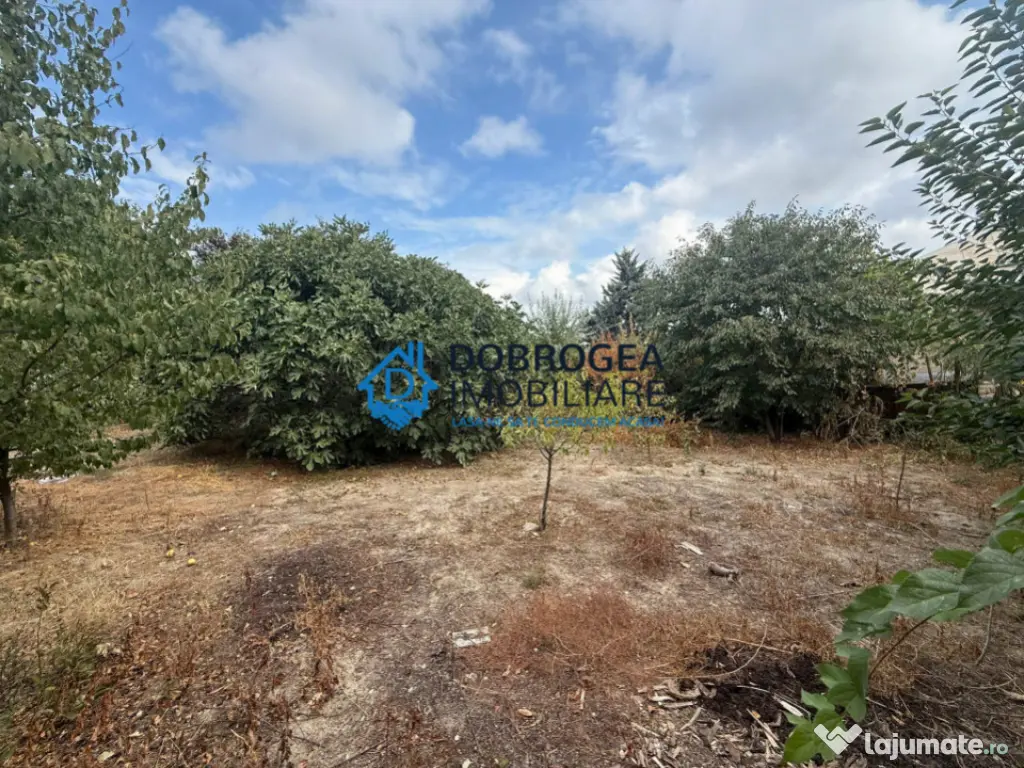 Zona centrala - Casa batraneasca, teren 690 mp 