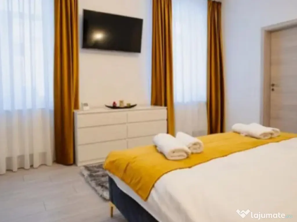 Apartament 2 camere, semidecomandat - zona Centrul Istoric 