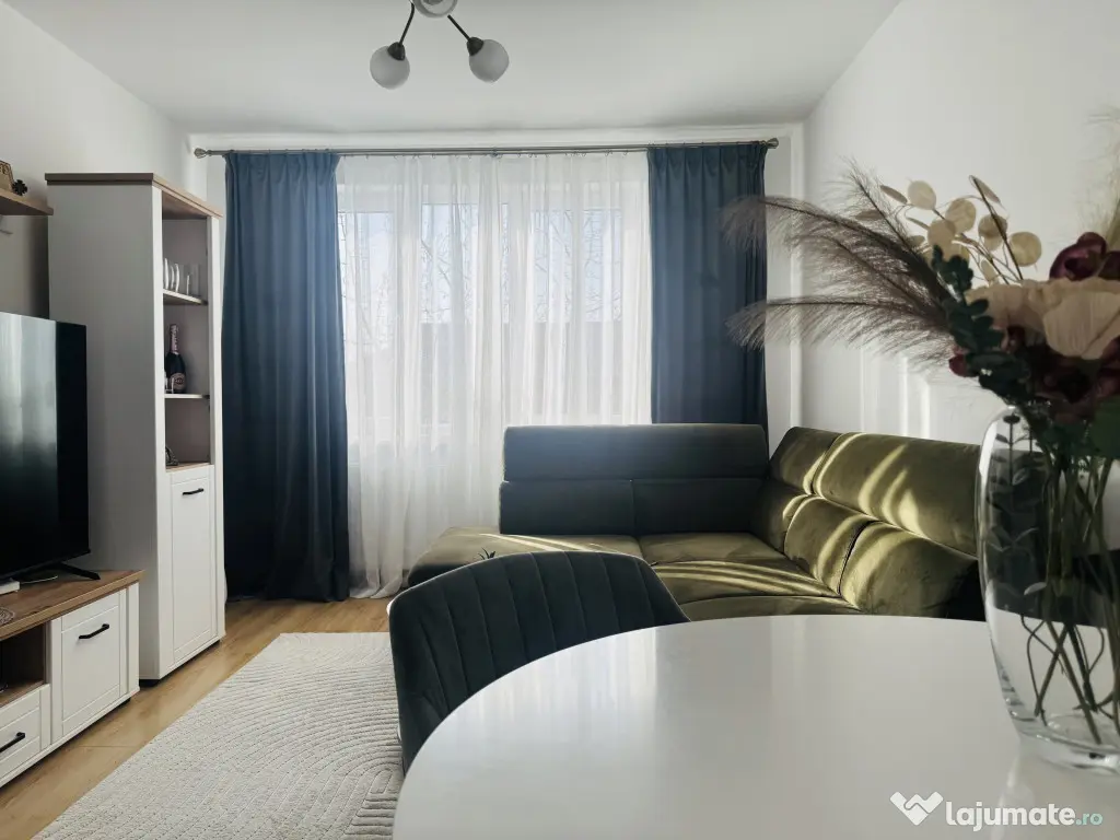 Apartament 3 camere mobilat și utilat 