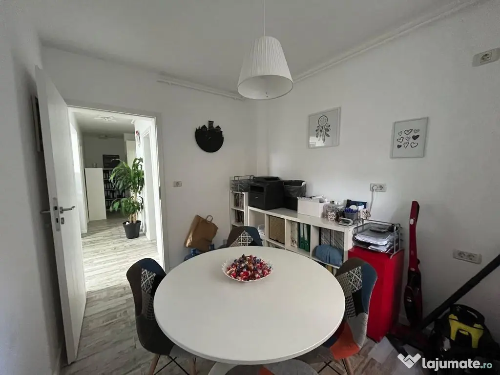 Birou shared (coworking)cu grădină, terasă si parcare ... 