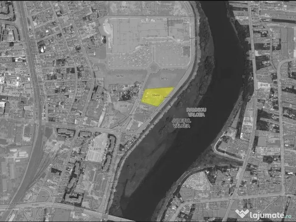 Teren de vânzare Shopping City Râmnicu Vâlcea 6.628 mp