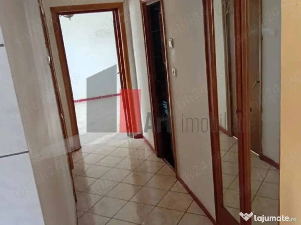 Vindem apartament 2 camere in Crangasi