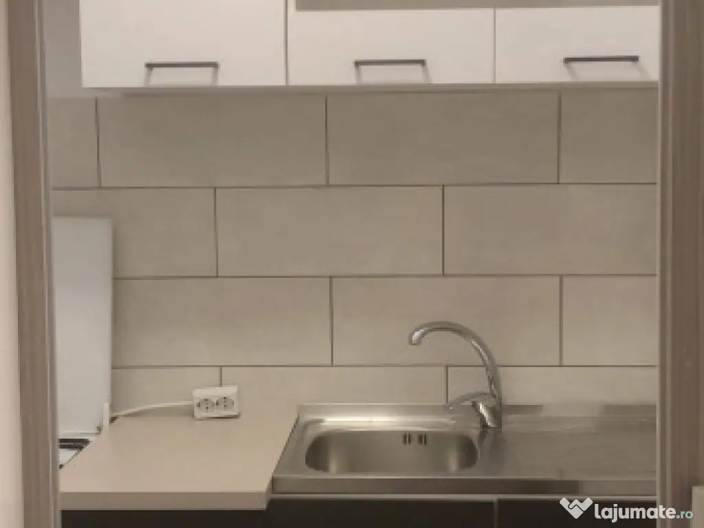 Dristor schitului etaj 6 