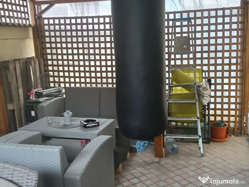 Apartament 3 camere cu gradina proprie