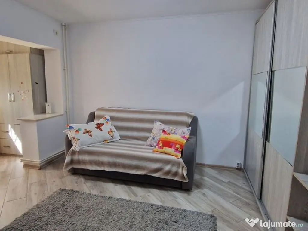 Anda, doua camere parter inalt. 