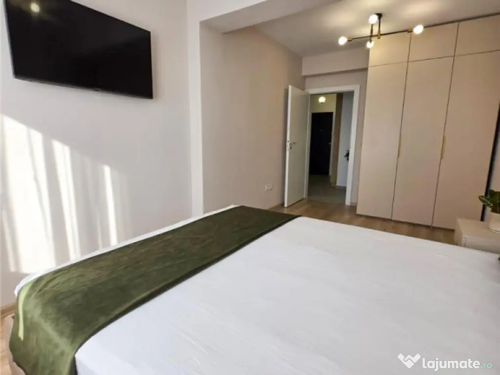 Apartament 2 camere insorit LUX , Tractorul, Coresi 