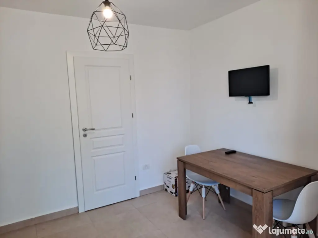 Apartament 2 camere, situat in Faleza Nord 