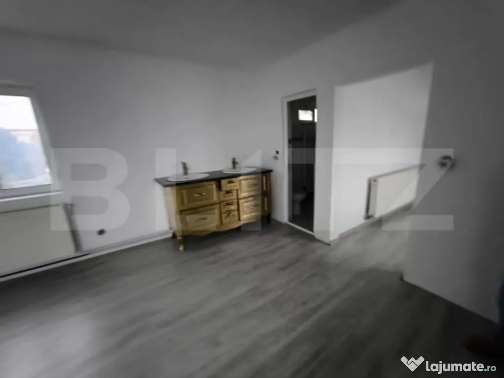 Pensiune Dp+P+E si 2 case de oaspeti, 900 mp utili, 5000 mp 