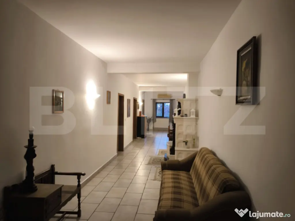 Pensiune Dp+P+E si 2 case de oaspeti, 900 mp utili, 5000 mp 