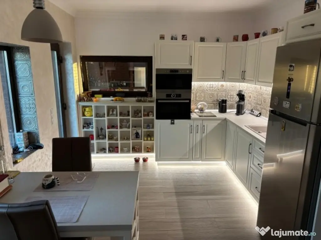 Casa, 5 camere, constructie 2022, teren 1000mp, Mehedinta, 220.000euro 