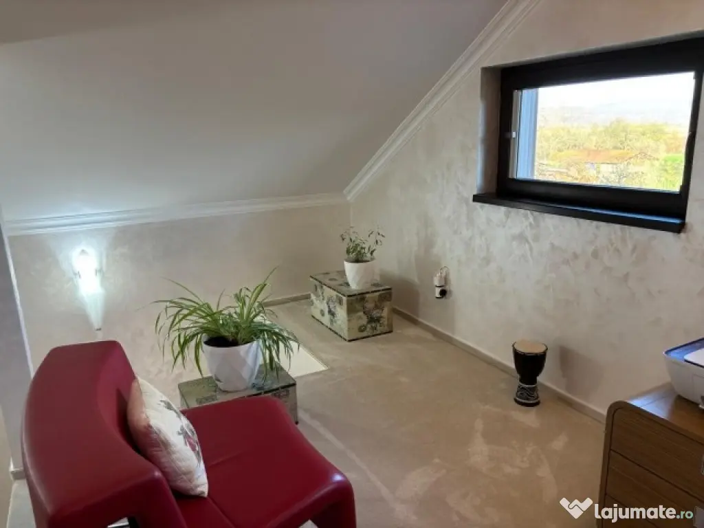 Casa, 5 camere, constructie 2022, teren 1000mp, Mehedinta, 220.000euro 