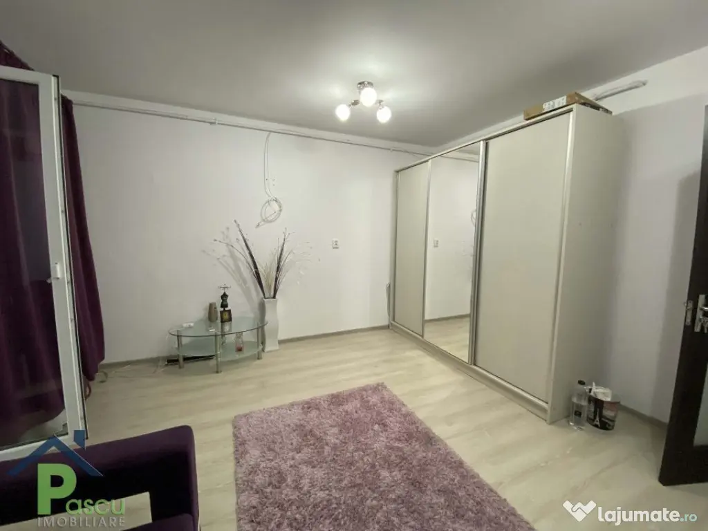 GIURGIULUI, str. Zetarilor, bloc 2018, cf. I, 38 mpu, centrala proprie 