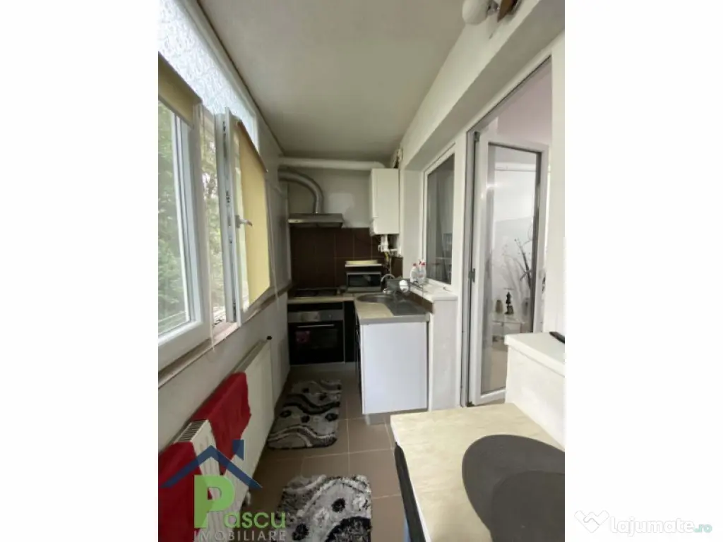 GIURGIULUI, str. Zetarilor, bloc 2018, cf. I, 38 mpu, centrala proprie 