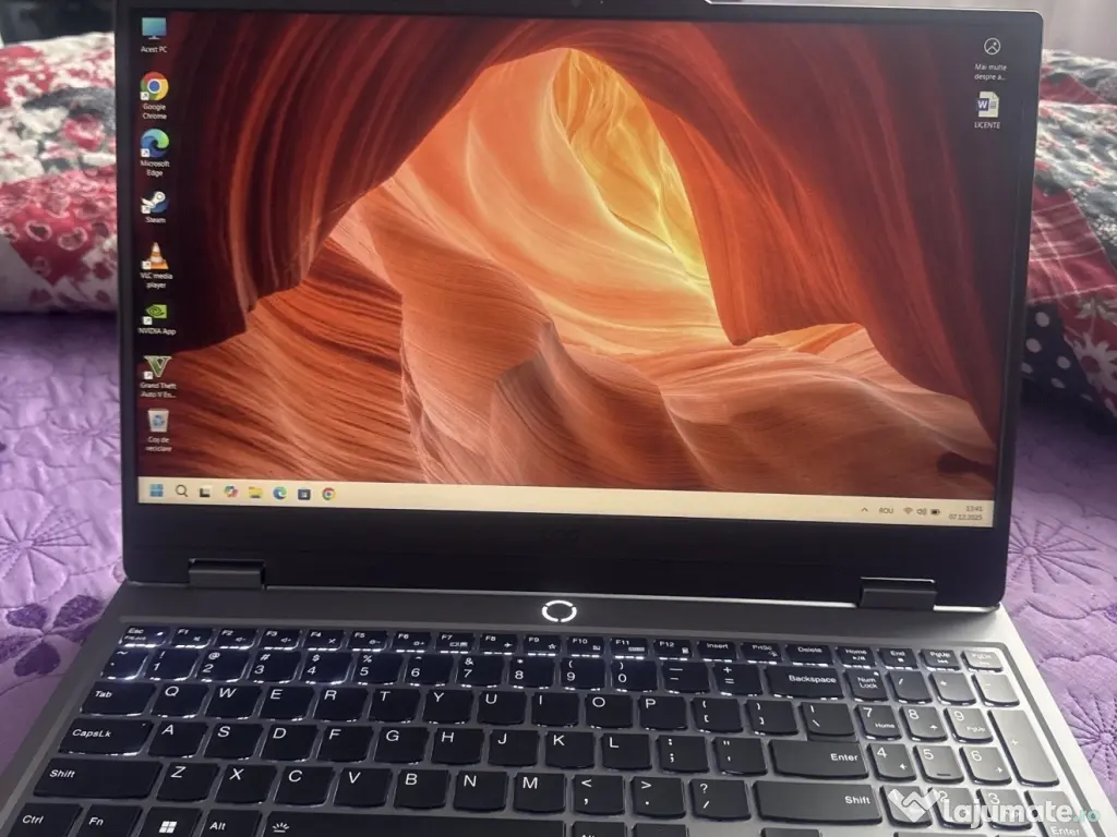 Leptop lenovo gaming 