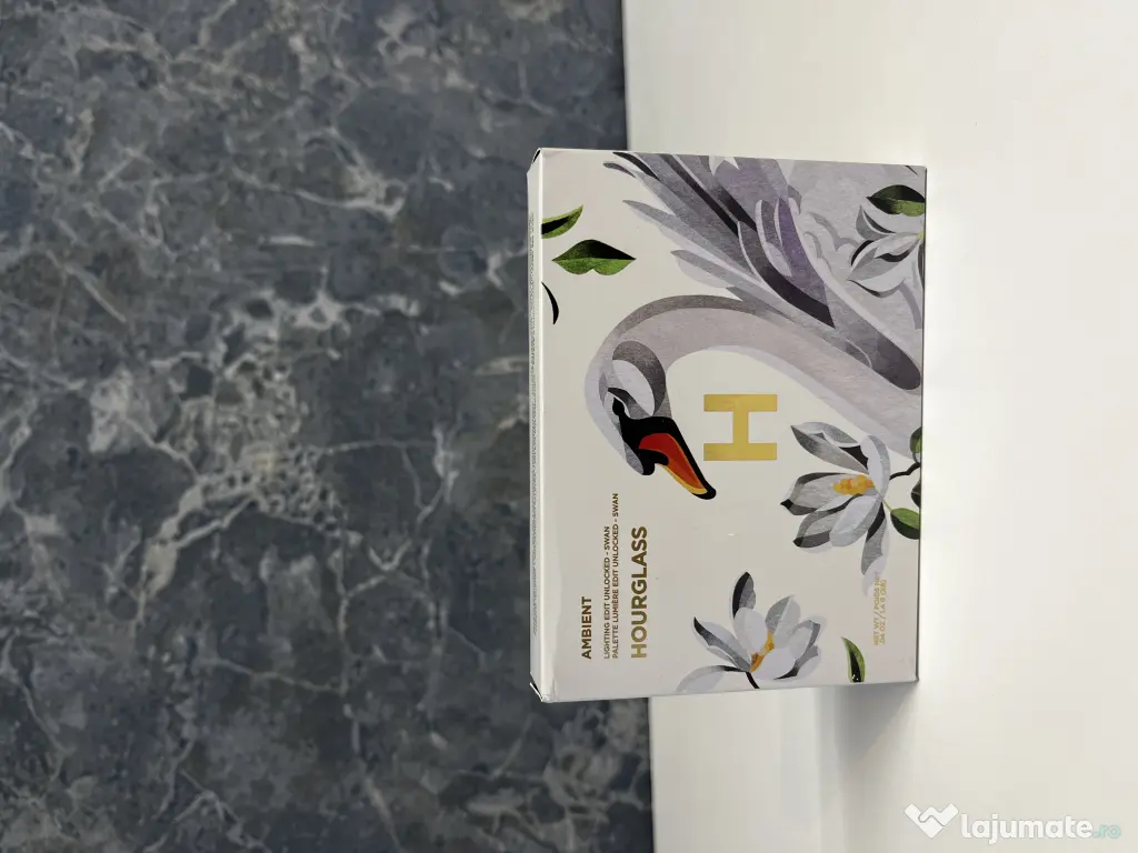 Pudră de față - Hourglass Ambient Lighting Edit Unlocked Swan 