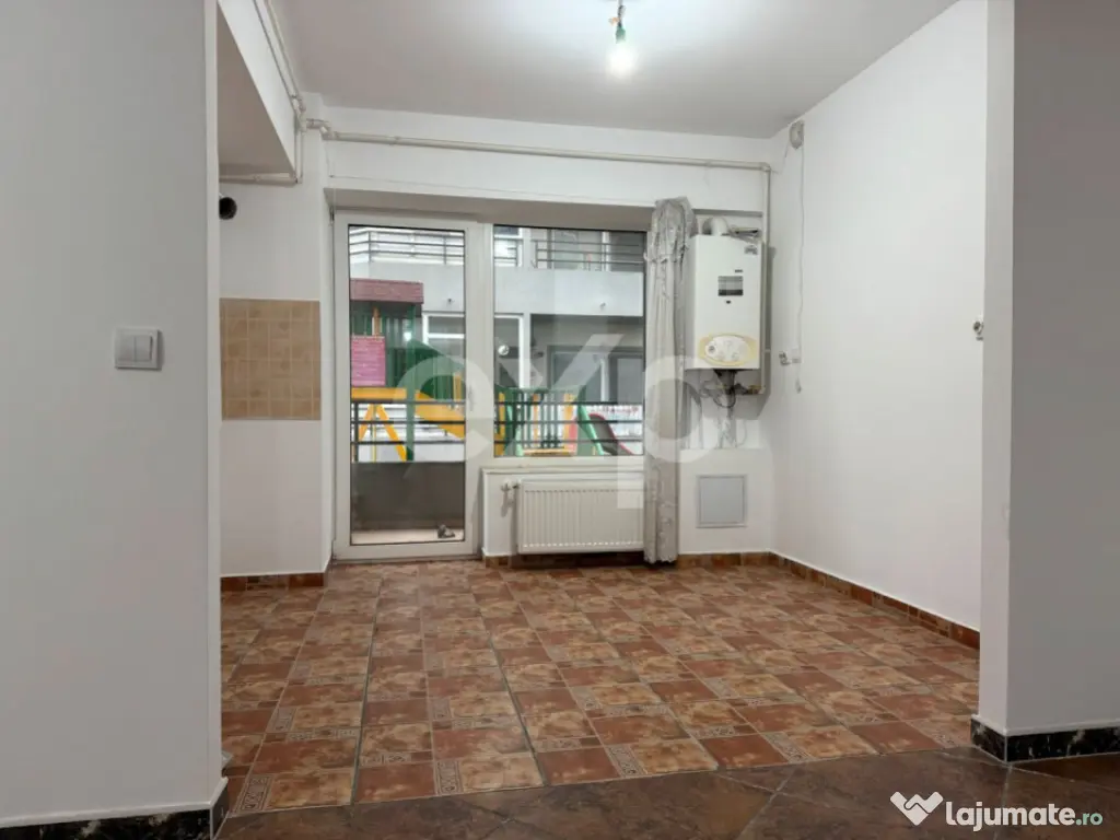 Apartament cu 3 camere de vânzare cu loc de parcare, Calea 