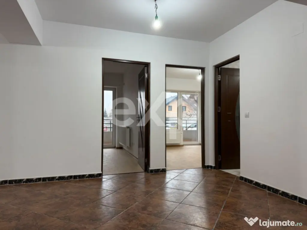 Apartament cu 3 camere de vânzare cu loc de parcare, Calea 
