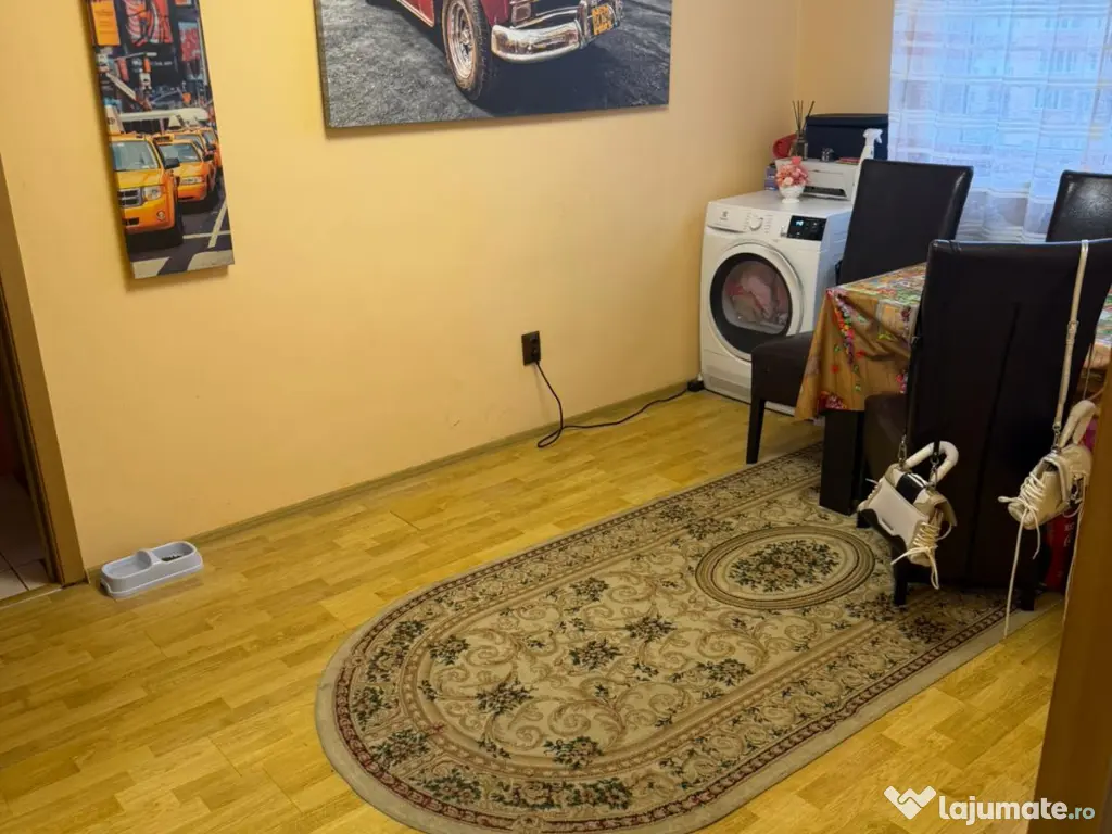 Apartament 3 camere in Brasov cartier Florilor str Lalelelor