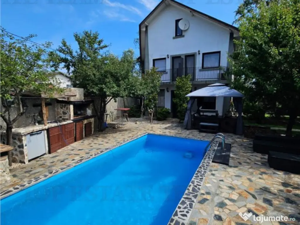 Vila superba, cu piscina, 970mp teren, D P E M, gradina amen 