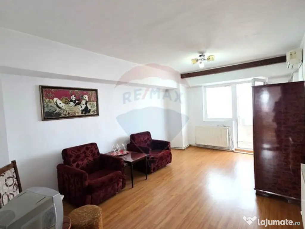 Apartament 3 camere, în zona Pod, Ramnicu Sarat et.4/4 