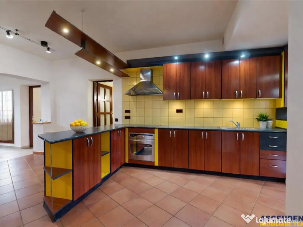 Volum arhitectural remarcabil:Sediu firma, Clinica,Investiti 