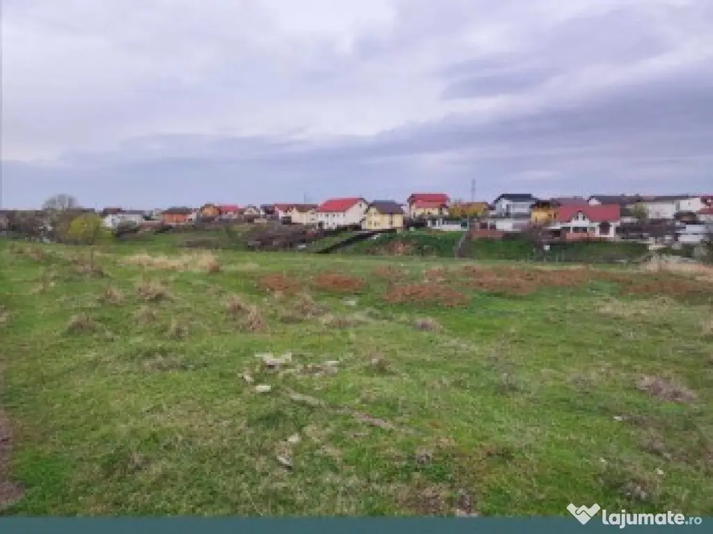 Vând teren Pitești, 2500 mp, zona Turcesti 