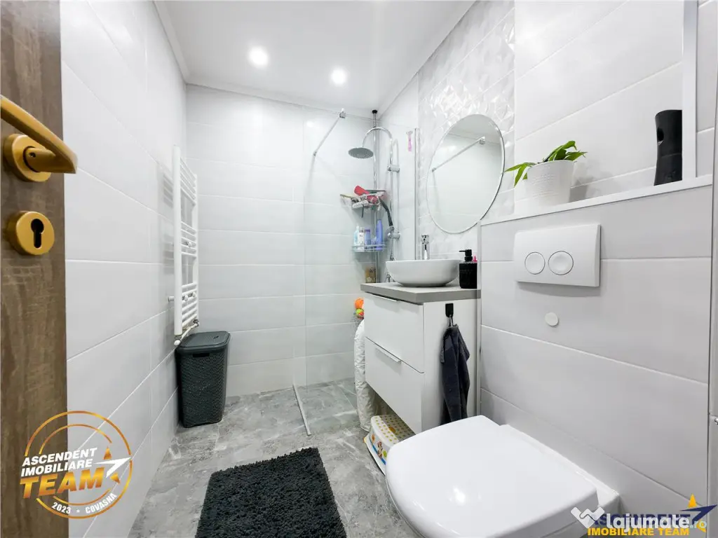 3D! Decomandat, luminos, primitor, 2 balcoane, Simeria, Sfan 