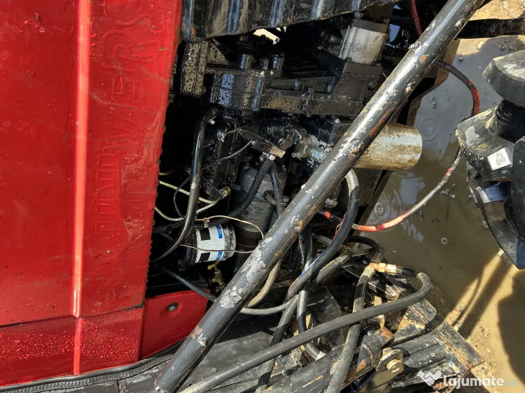 Vând Tractor UTB 453