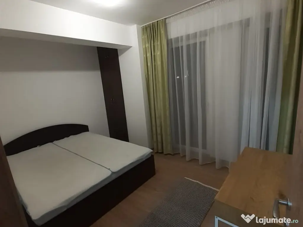 Apartament cu 2 camere decomandat 