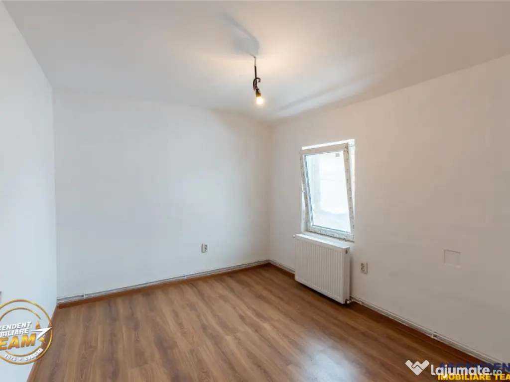 Accesibilitate si farmecul unei case cu garaj, locatie de re