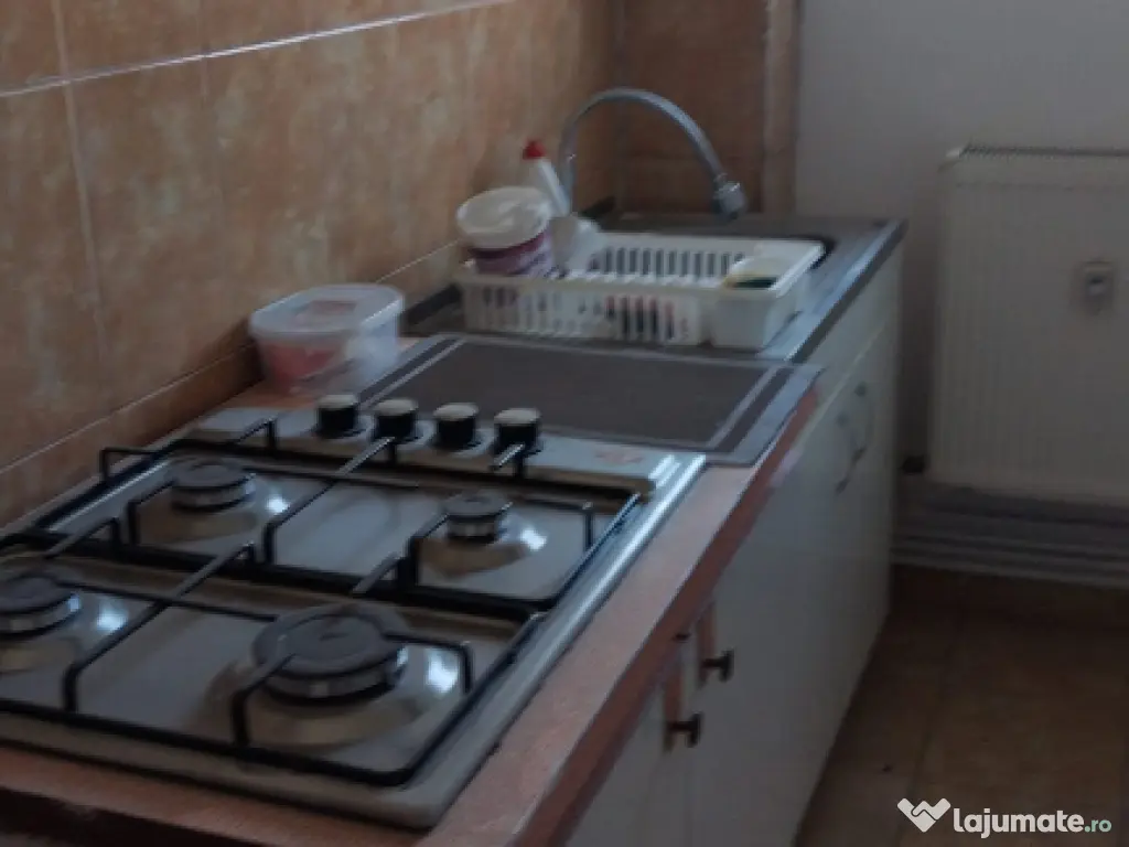 Vand apartament cu o camera, 29mp, Galaţi, str. Henri Coanda 